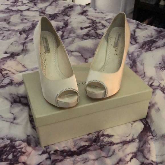 Cream Benjamin Adams shoes size 8 - Picture 4 of 4